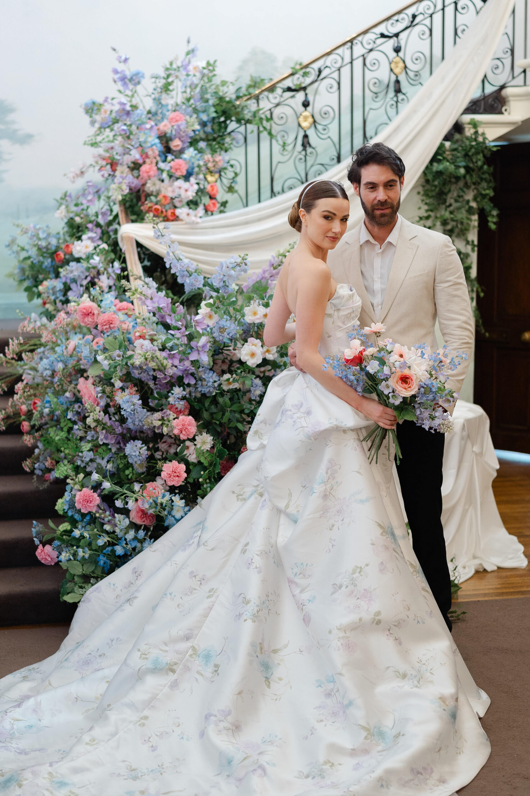 Elegant wedding editorial at Hedsor House featuring modern couple and legacy-inspired decor, photographed by Chi Ramos Photography